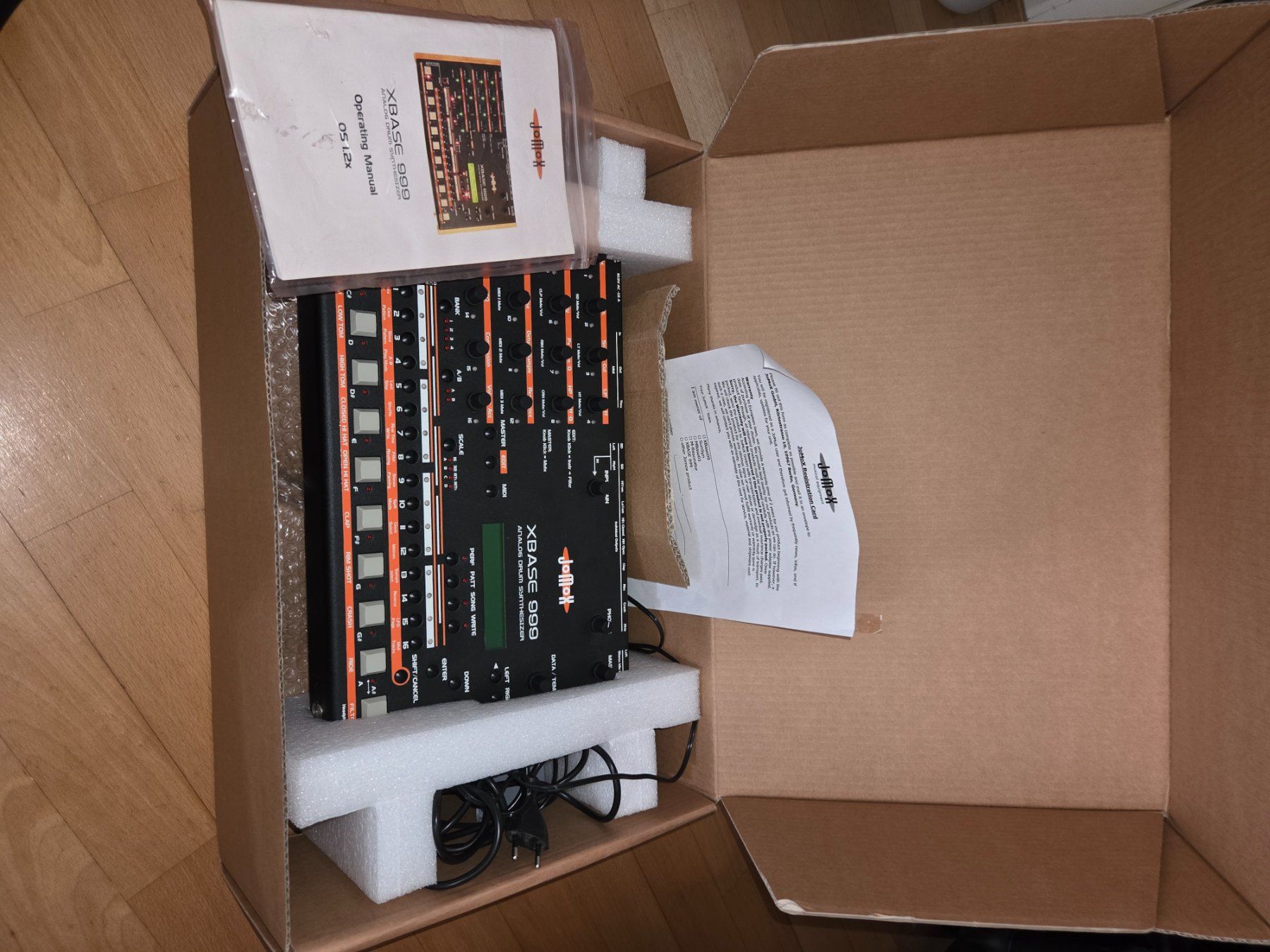 Strumenti musicali: Jomox  Analog Drum Snthesizer – Usato da Wettingen venduto da Str_1991 2