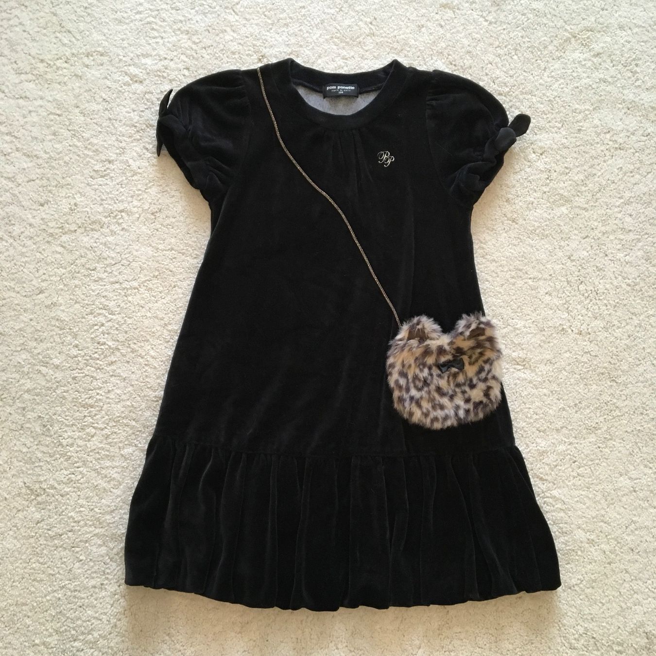 Vestiti & Gonne: Mädchen Kleid(G.120) – Usato da Pfäffikon SZ venduto da Candy.Co.