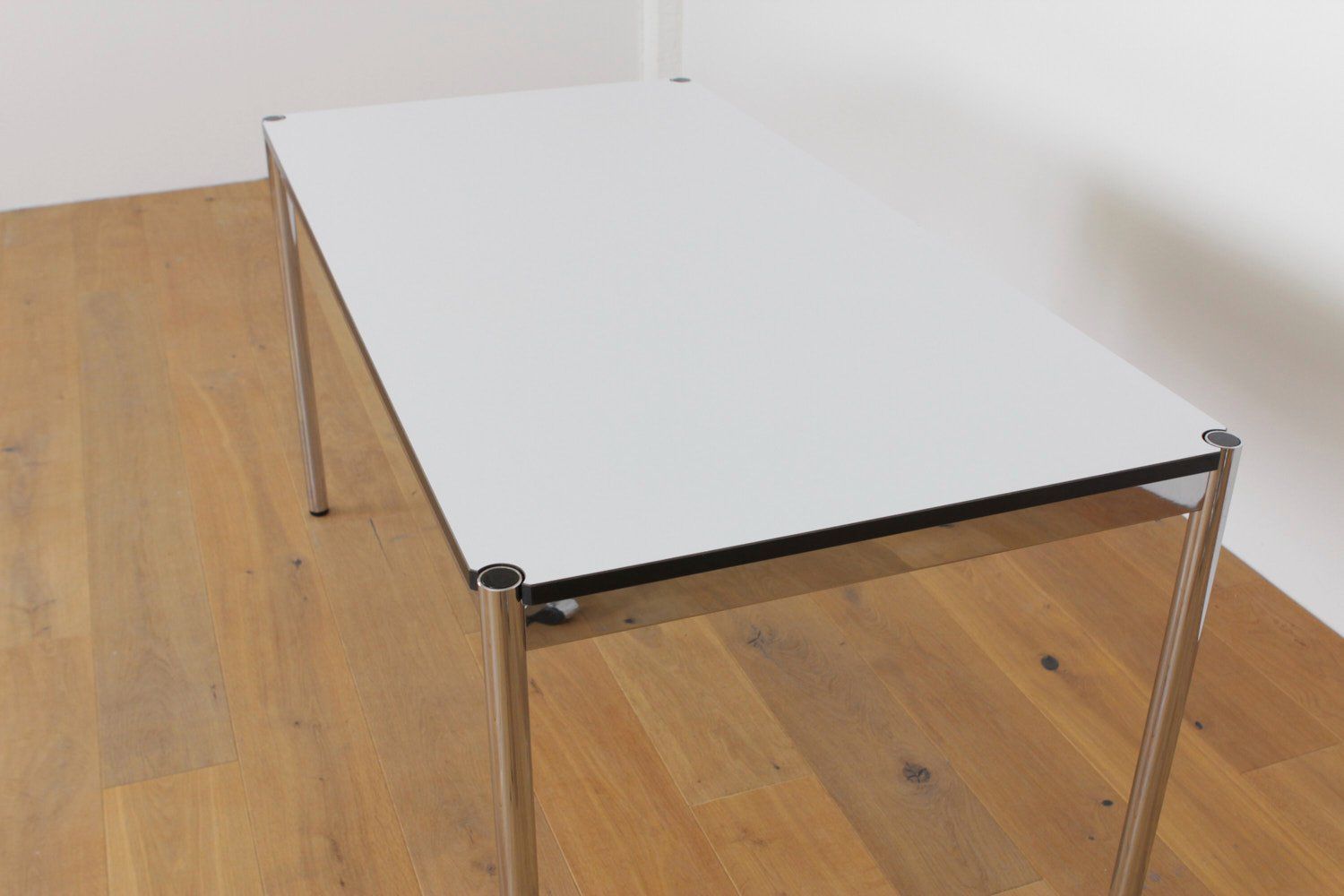 USM Tavoli: USM Haller Tisch 150x75cm – Usato da Affoltern am Albis venduto da StudioStandard 2
