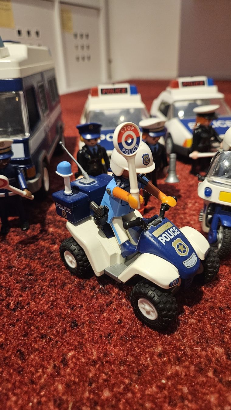 Playmobil Giocattoli: Playmobil Polizei, verschiedene Sets – Usato da Rudolfstetten venduto da Hoppel17 2