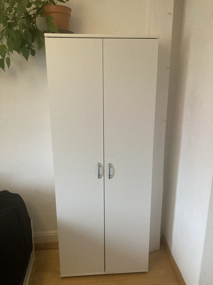 Armadi: Schrank IKEA – Usato da Zürich venduto da tom_6bz5