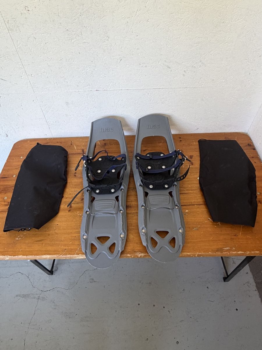 Herrenschuhe: Schneeschuhe Inoc Grosse 36-48 – Gebraucht aus Murten von Ski-Outlet 1