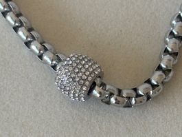 Luxus Elegante Luxus Edelstahl Kette  Farbe Silber