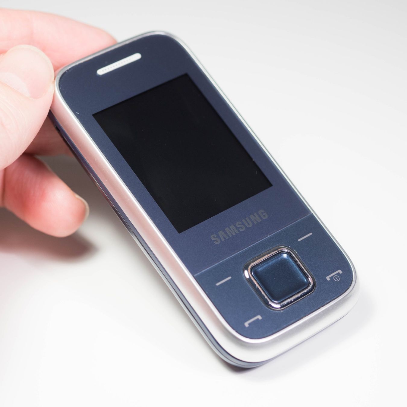 Samsung Telefoni cellulari / Smartphones: Samsung GT-E2350 Mobile Phone – Usato da Thörishaus venduto da vintagger 6
