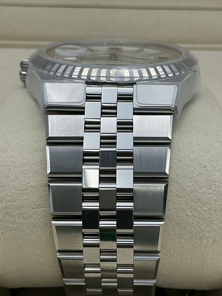 Rolex Montres: Rolex Datejust 41162334 Full Set 2026  – D'occasion à Zürich par watchdealer-24 8