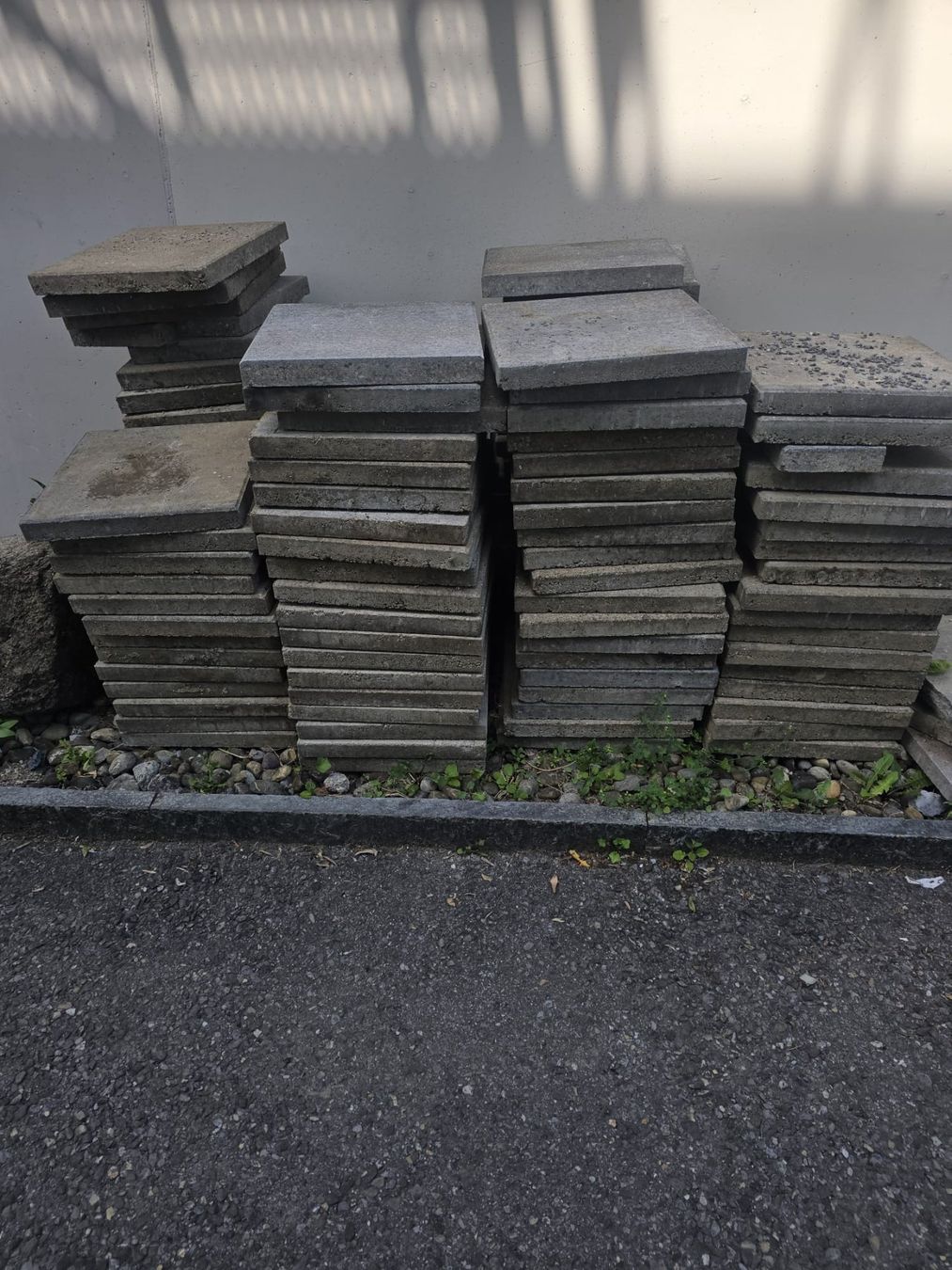 Rivestimenti per pavimenti: Bodenplatte 40 x 40 – Usato da Lachen SZ venduto da rade08 1