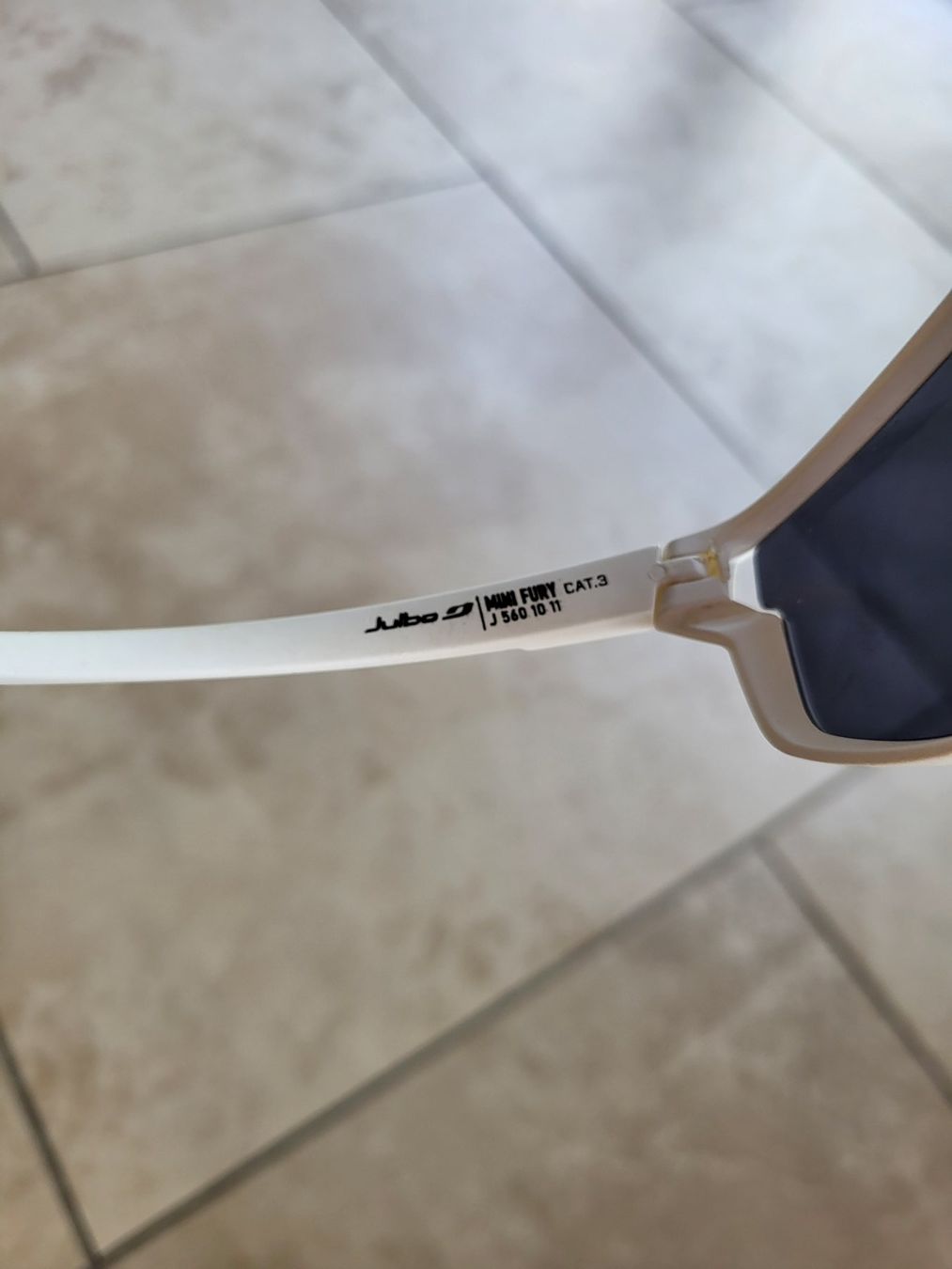 Brillen & Gläser: Lunettes de soleil julbo enfant – Gebraucht aus Gampelen von cli_2thg 1