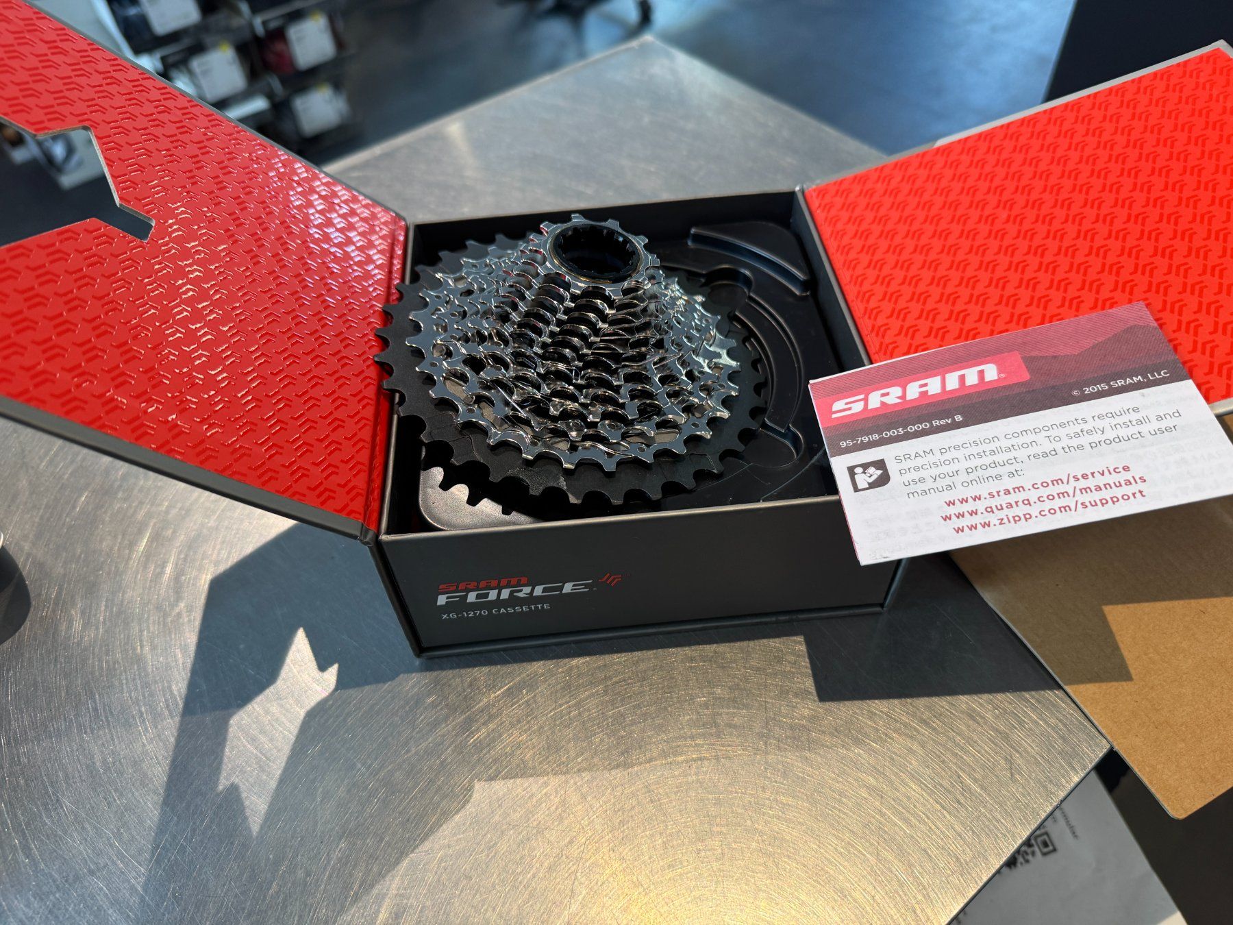 Sram Pezzi di ricambio: SRAM Cassette XG-1270 Force AXS 12SP – Nuovo e nell'imballaggio originale da Zürich venduto da Velofabrik01