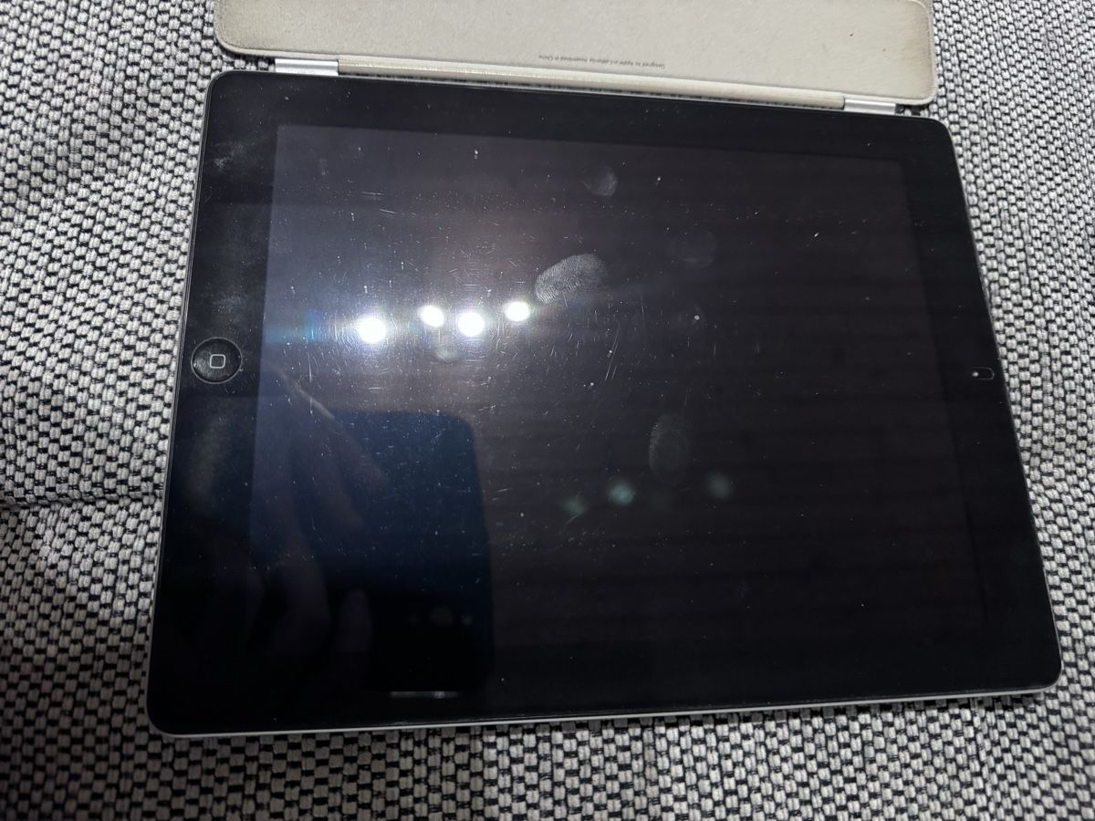 Apple Tablet PC: IPad 2 – Usato da Moosseedorf venduto da nicu006