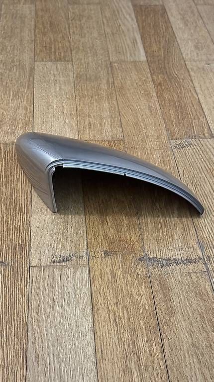 Alle Autoersatzteile: Coperchio Specchietto Laterale Golf MK 7 2015-2019 – Gebraucht aus Lugano von min_cyr5