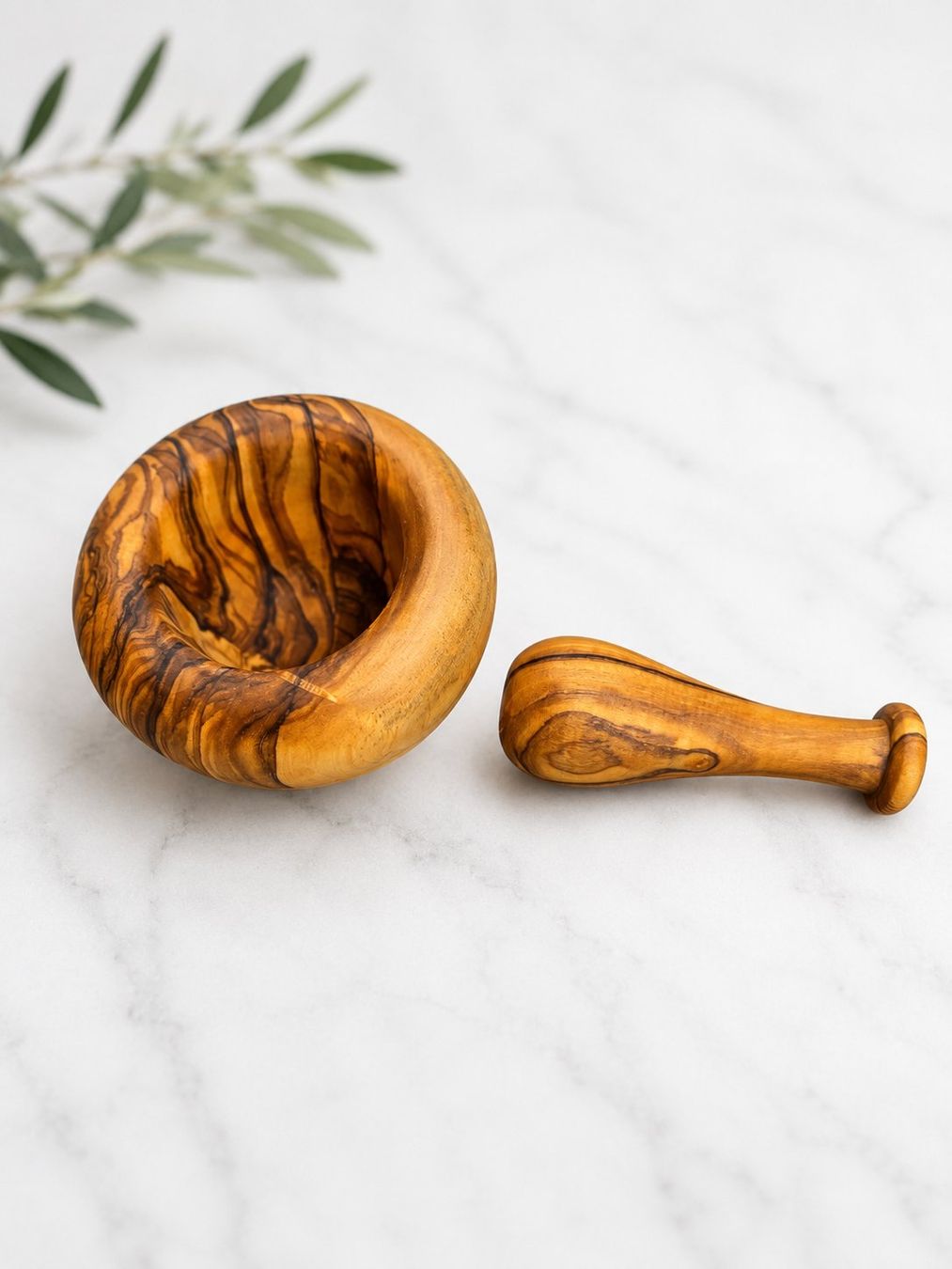 Autres pour cuisiner & mitonner: Mörser aus Olivenholz – Neuf avec emballage d'origine à Hüntwangen par Elyha 1