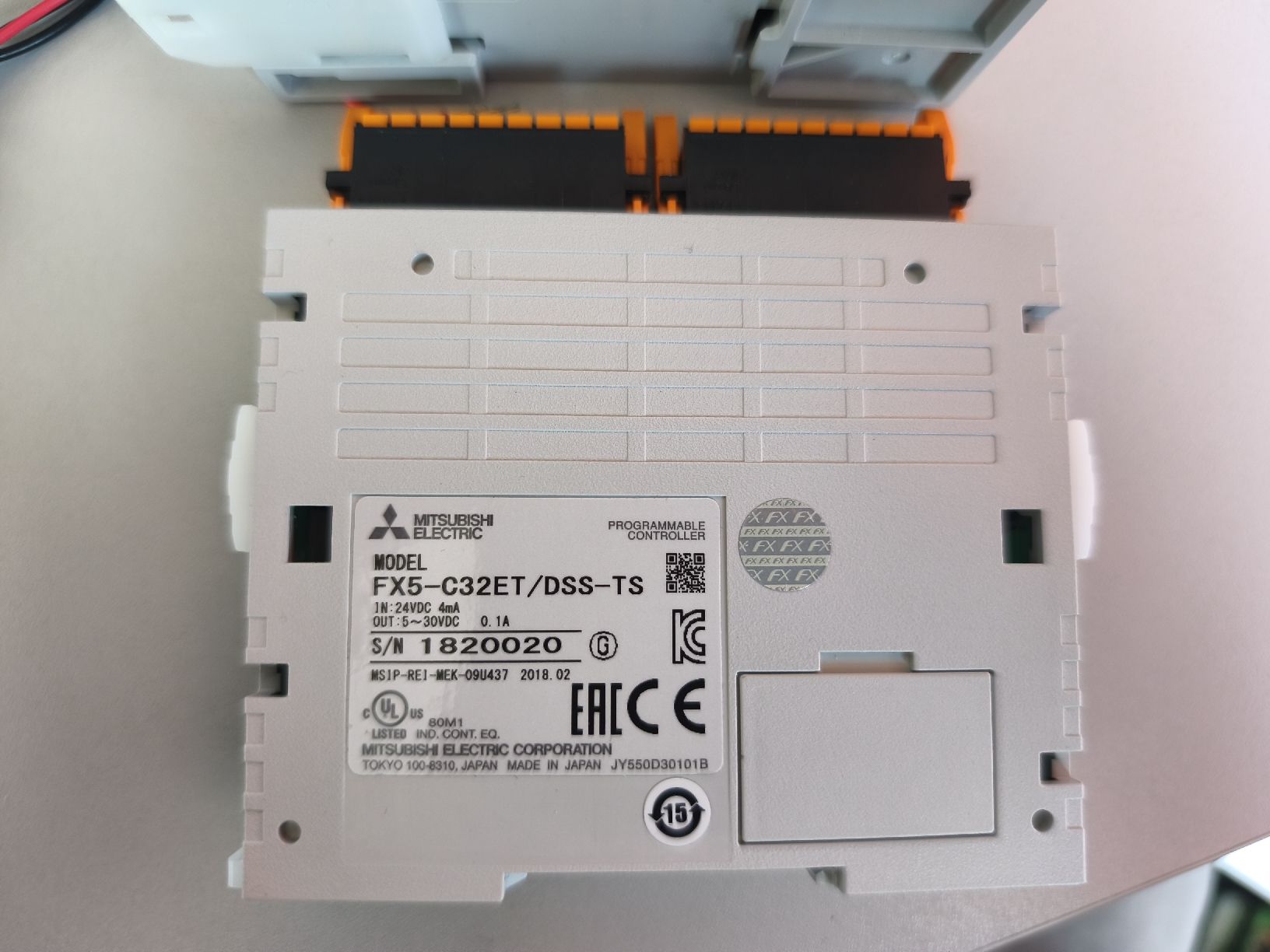 Mitsubishi Componenti elettronici: PLC Mitsubishi FX5UC-32MT/DSS-TS – Usato da Fontaines NE venduto da Onibaku 2