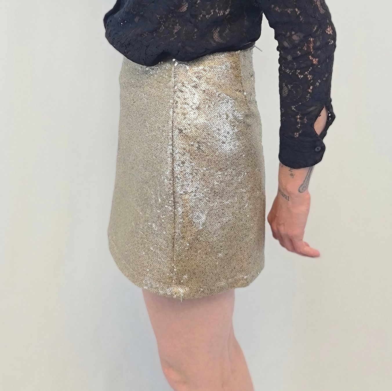 Röcke: Mini-jupe doré - Taille XS-S – Gebraucht aus Couvet von Nawra_26 1