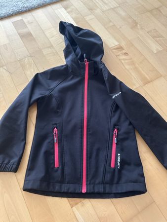 Icepeak Softshell Jacke, Gr. 128, Schwarz, Top Zustand!