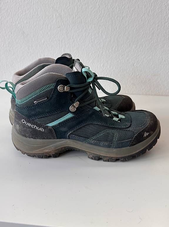 Damenschuhe: Damen-Wanderschuhe, Grösse 39 – Gebraucht aus Riehen von butterfly555