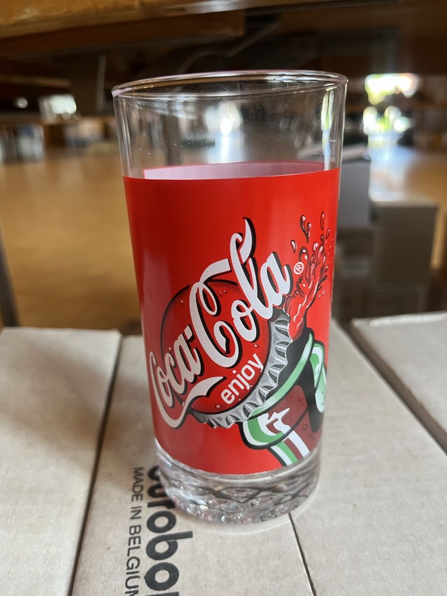 Coca-Cola Bicchieri: Coca-Cola Glas klein 37cl neuwertig im Karton – Nuovo e nell'imballaggio originale da Huttwil venduto da kim_f87x