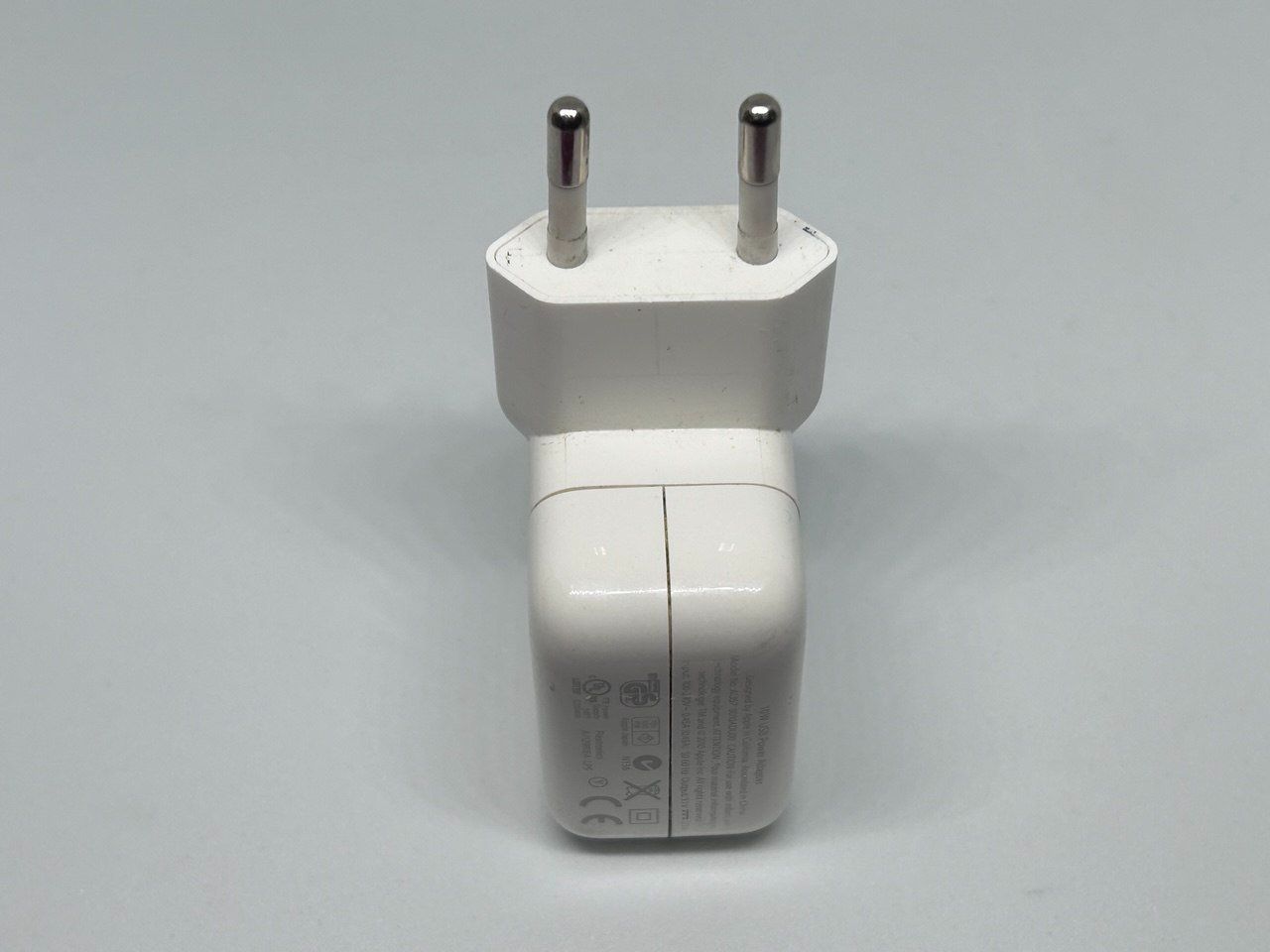 Apple Caricabatterie: Apple 10W USB Power Adapter originale (Modello A1357) – Usato da Giubiasco venduto da LorisVale 2