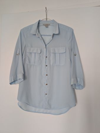 Schicke H&M Bluse hellblau Gr. 36 top Zustand frühlinghaft