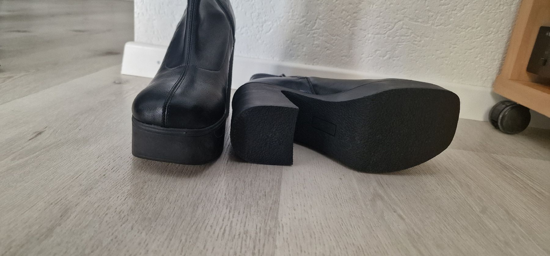 Scarpe da donna: Plateau Stiefel (Vegan) von Call it Spring – Nuovo (secondo la descrizione) da Winterthur venduto da Stina22 2