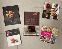 Lot de livres de recettes de desserts