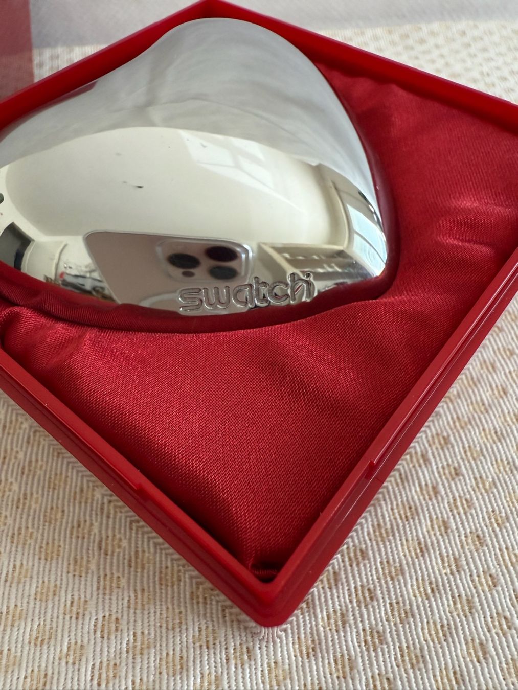 Swatch Orologi: Swatch - Heart Bell - presse-papier – Usato da Sion venduto da accroshoes 3