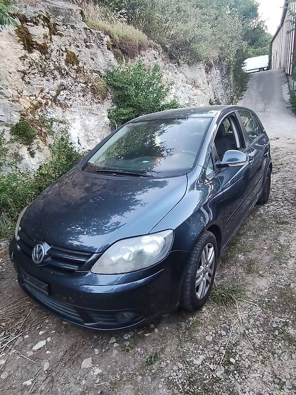 VW Autos: Golf plus 1.6 fsi goal – Gebraucht aus Neuchâtel von Gloryss