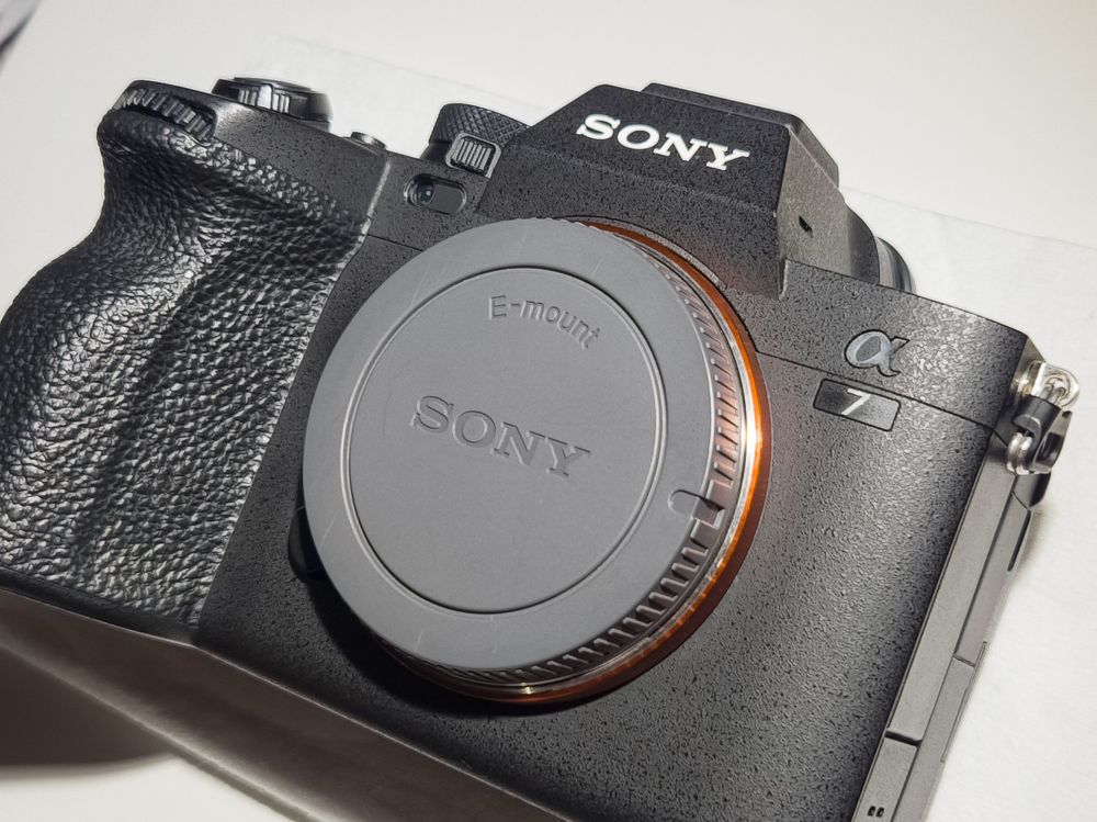 Sony Alpha 7 Mark IV (A7M4) (Gebraucht) in Buochs für CHF 1550 – mit ...