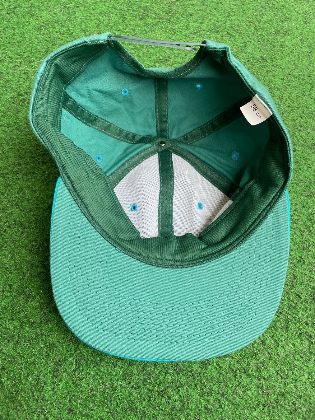 Copricapi, berretti & cappellini: Vintage 90s 6-Panel Cap 2 tones – Usato da Zürich venduto da le_souk 4