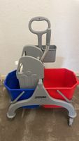 Reinigungswagen Kärcher gebraucht, mit Eimern blau und rot