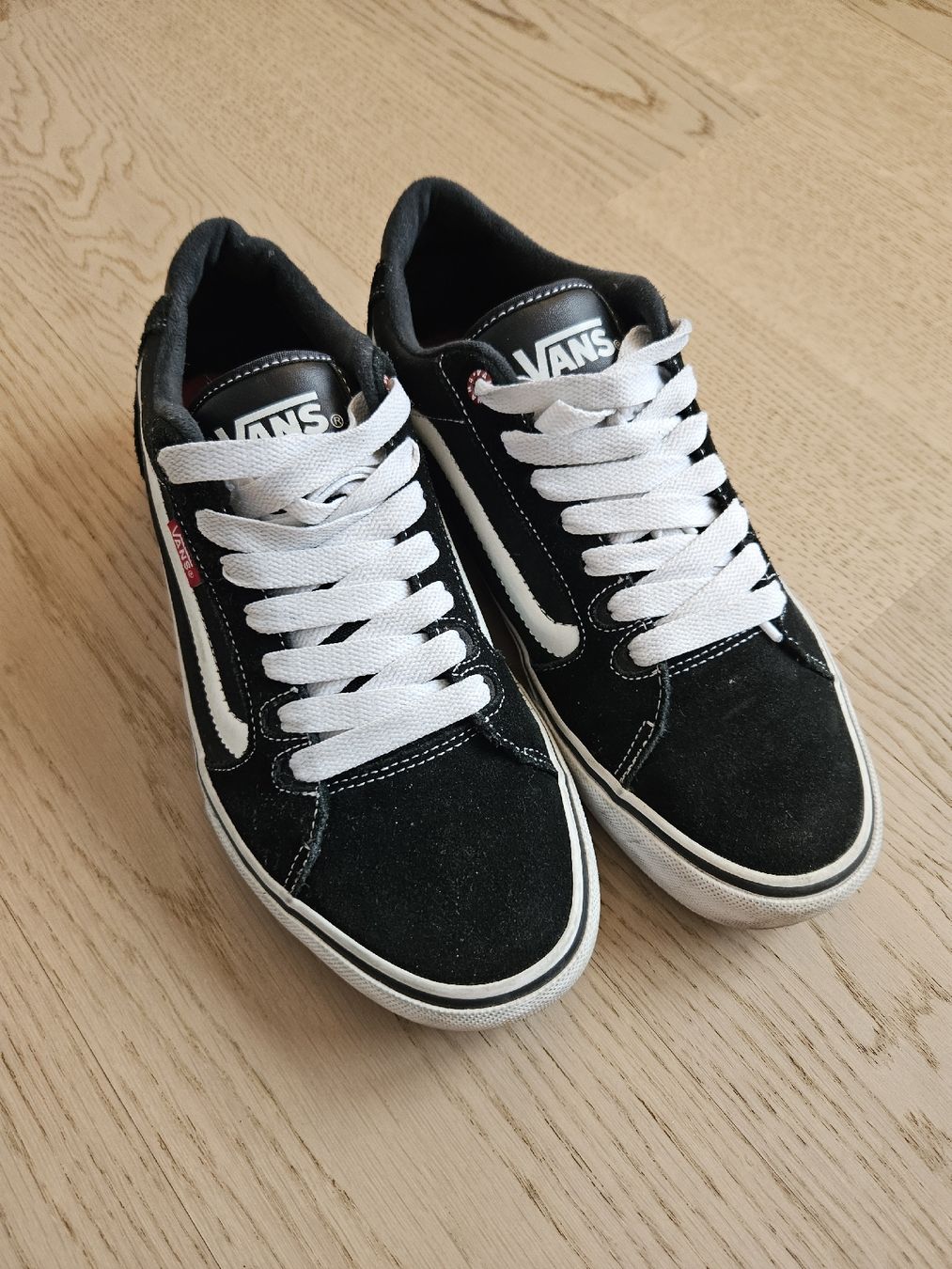 Vans Scarpe da uomo: Vans Schuhe - Gr.41 – Usato da Rotkreuz venduto da Bibi2405
