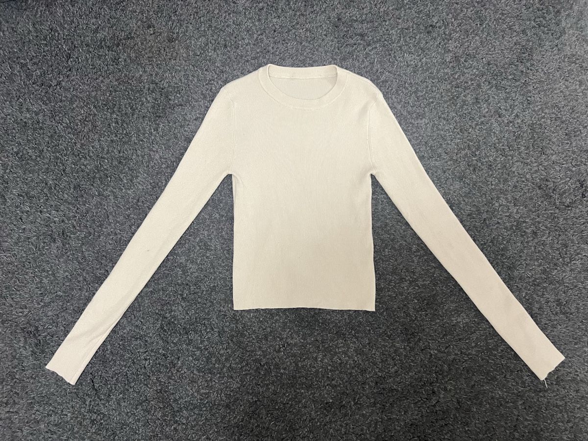 Pullover & Sweatshirts: Cremfarbiger Pullover, Viscose-Mix, Gr. S – Neu (gemäss Beschreibung) aus Effretikon von La_Leoparda_Prive
