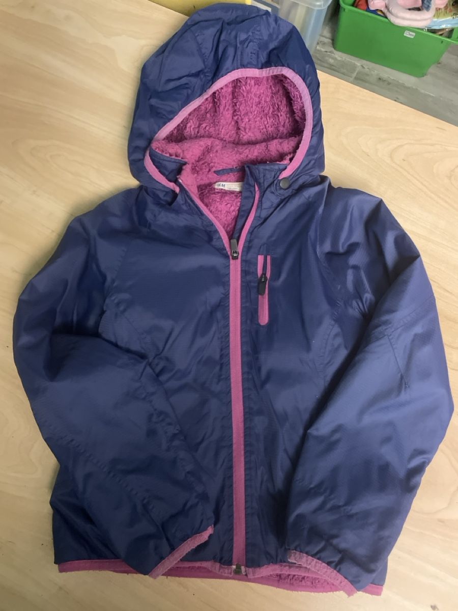 H&M Giacche & Cappotti: H&M Herbst Jacke, Gr. 134, Mädchen Jacke! – Usato da Obergerlafingen venduto da cabo4