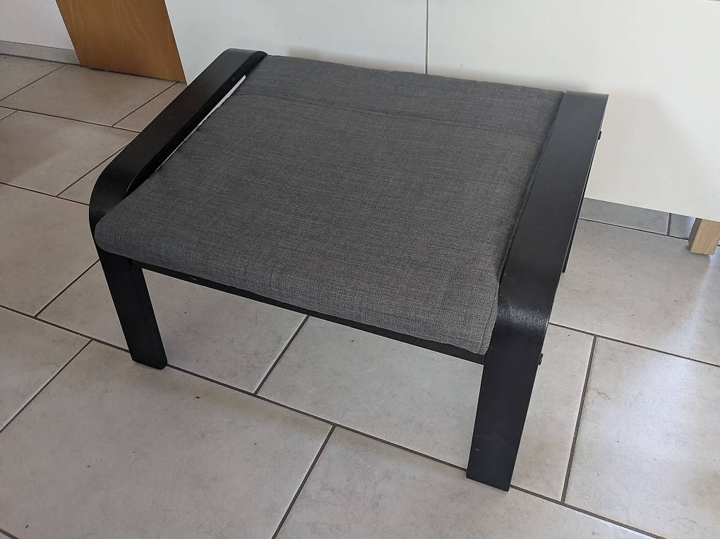Poltrone: Ikea Poäng Sessel und Hocker grau – Usato da Wettingen venduto da S_Runa 1