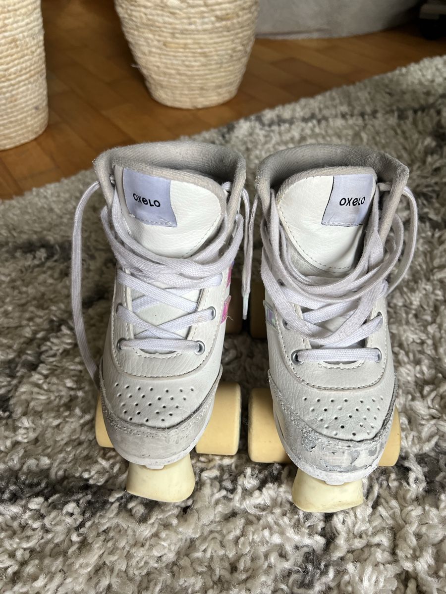 Pattini in linea & Pattini a rotelle: Oxelo White Roller Skates Size 32- Summer Fun 🛼 – Usato da Horgen venduto da CarmenRL