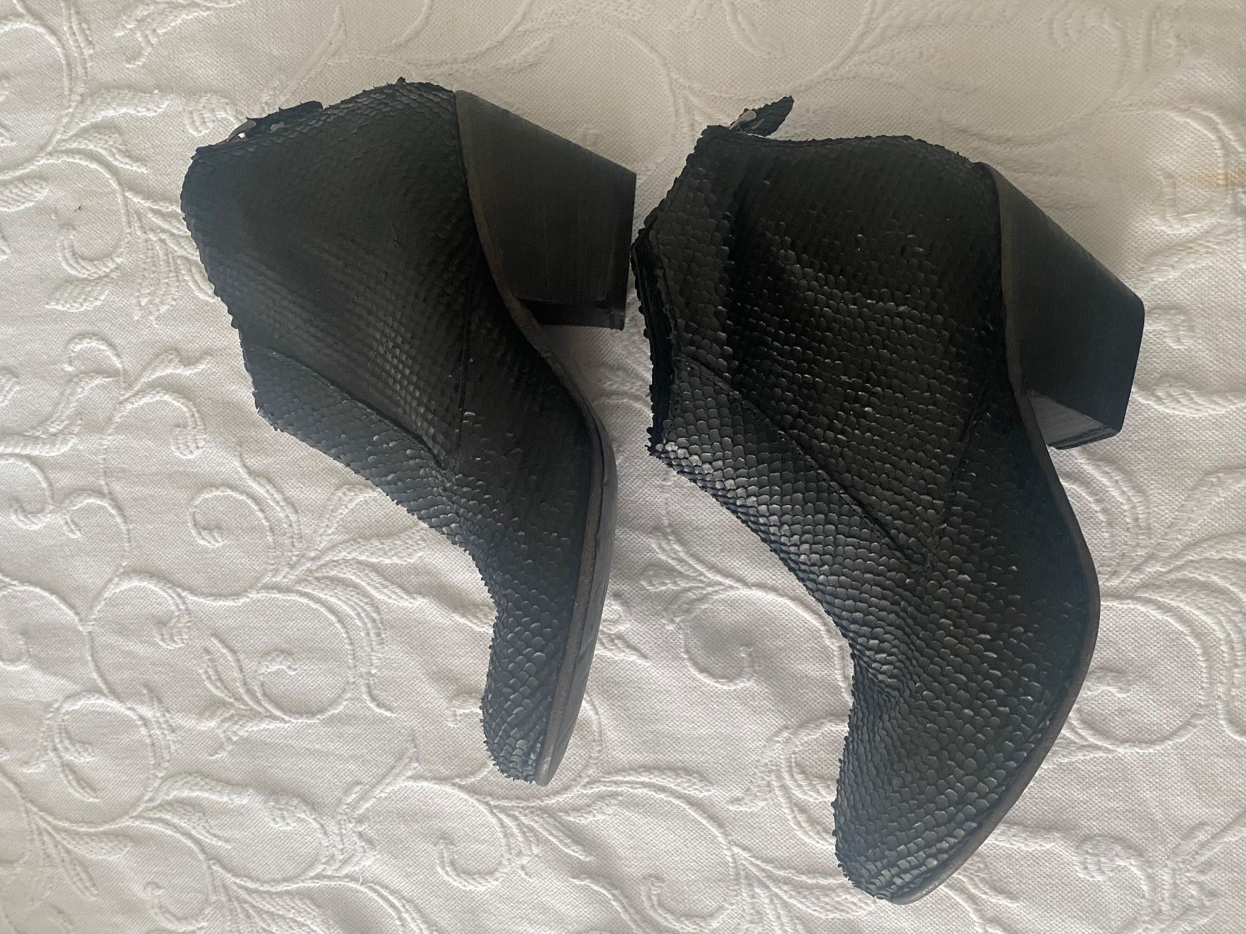 Scarpe da donna: Leder Stiefeletten History 541 – Nuovo (secondo la descrizione) da Luzern venduto da lou4444