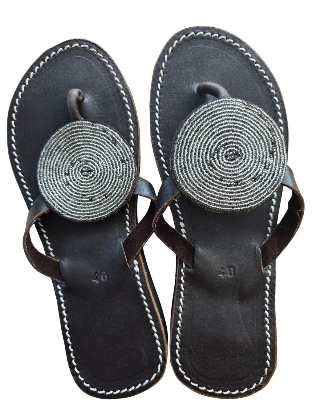 Chaussures femmes: Handgemachte Leder-Sandalen - silber 40 🔥 50% SALE – Neuf avec emballage d'origine à Brione s. Minusio par Littleninja