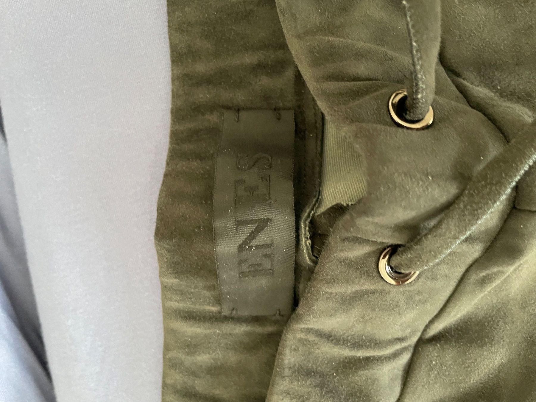 Pantaloni: Schmale Wildlederhose, 36 – Usato da Zürich venduto da Johanna1970 1