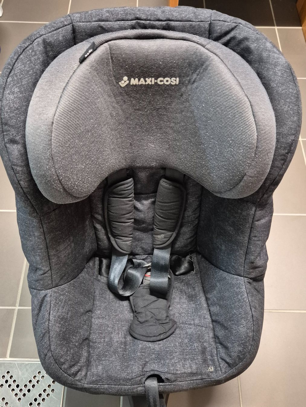 Maxi-Cosi Auto-Kindersitze: Maxi Cosi – Gebraucht aus Geroldswil von ejb_x8rj