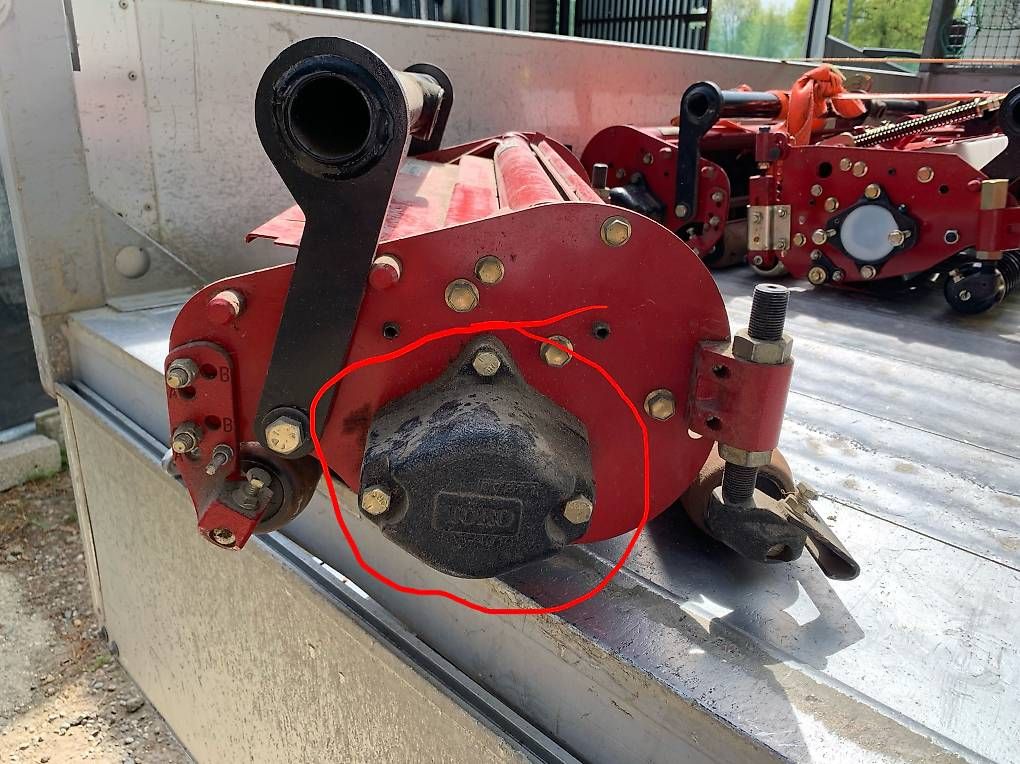 Tutte le macchine: 5 elementi da verticut per Toro Reelmaster – Usato da Losone venduto da mb0311ch 1