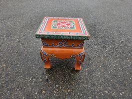 Handbemalter Mini-Tisch / Hocker - Vintage Dekorativ.