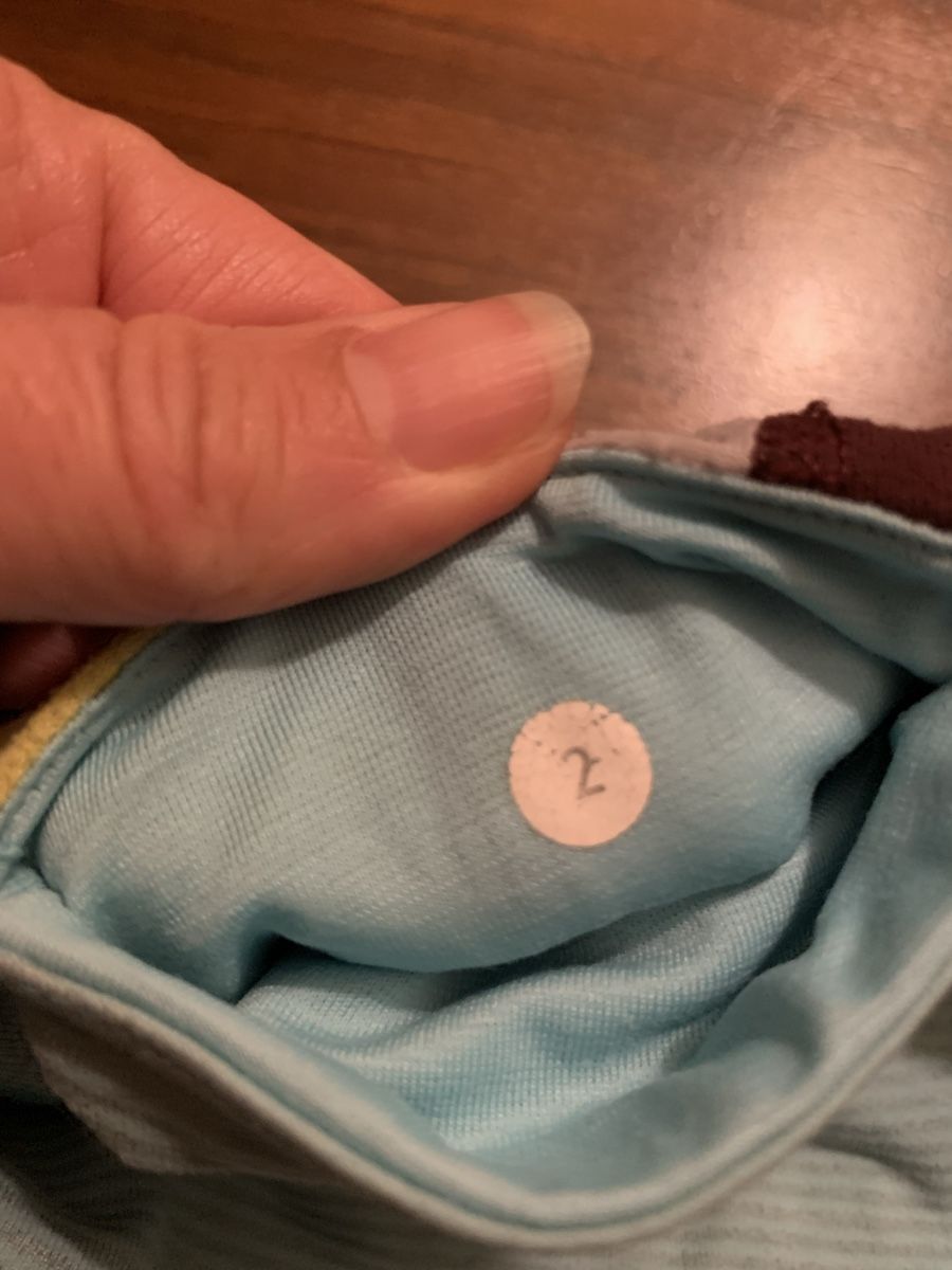 Lululemon Leggings: Lululemon Shorts. Reversible. XS/S – Usato da Unterseen venduto da jpowers1971 4