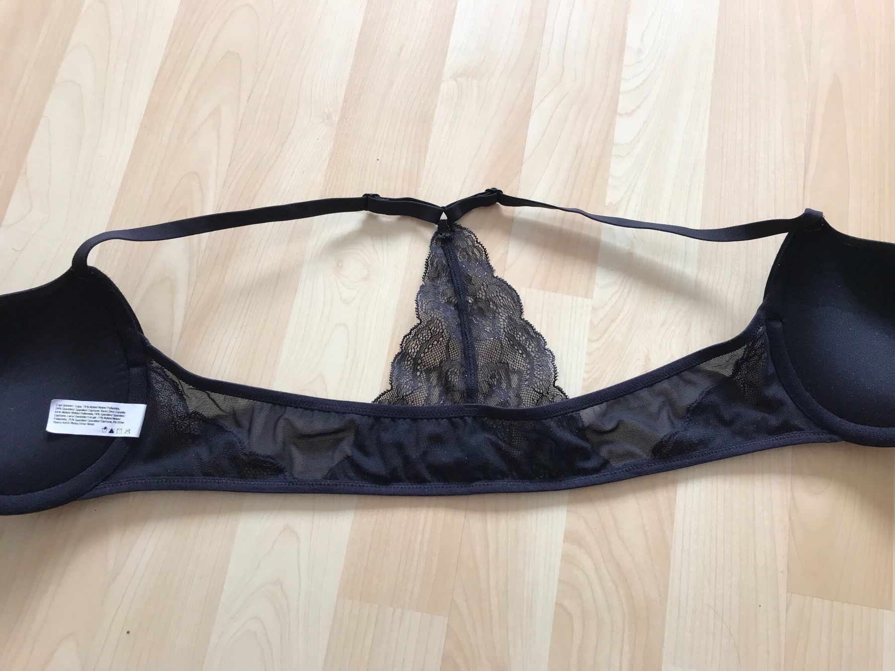 Autres dessous: Schwarzer BH Gr. 34 B – D'occasion à Ostermundigen par janaj 6