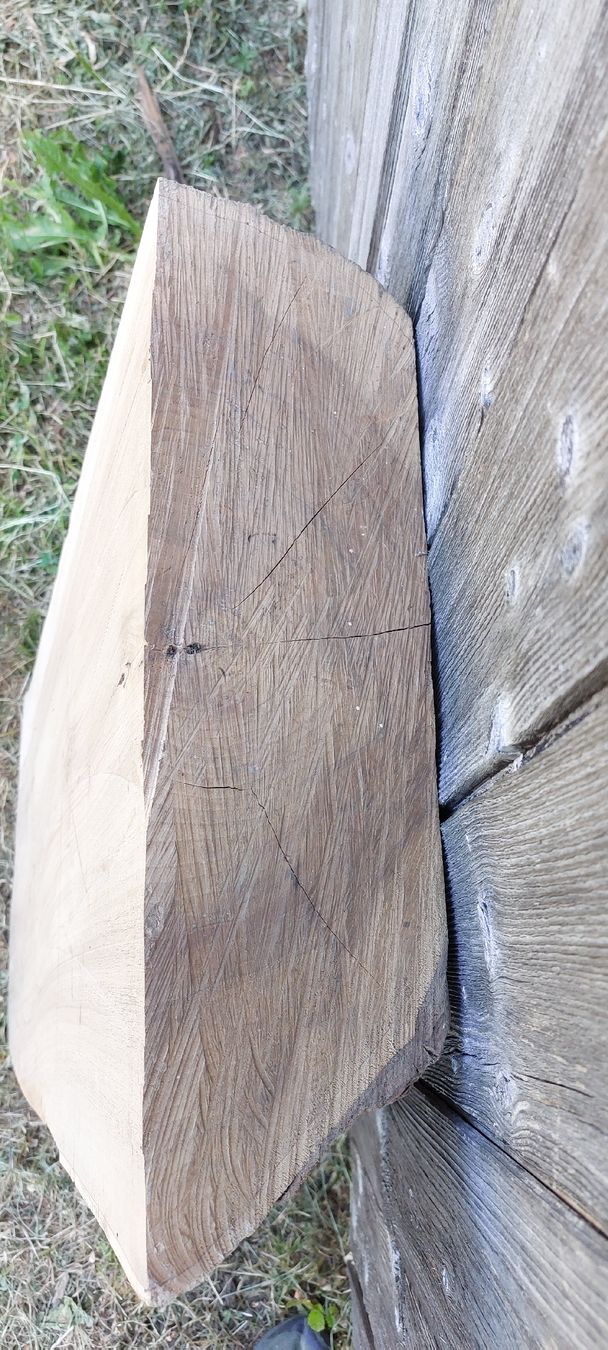 Articoli in legno: Schweizer Nussbaumholz – Difettoso da Giswil venduto da Stocki02 4