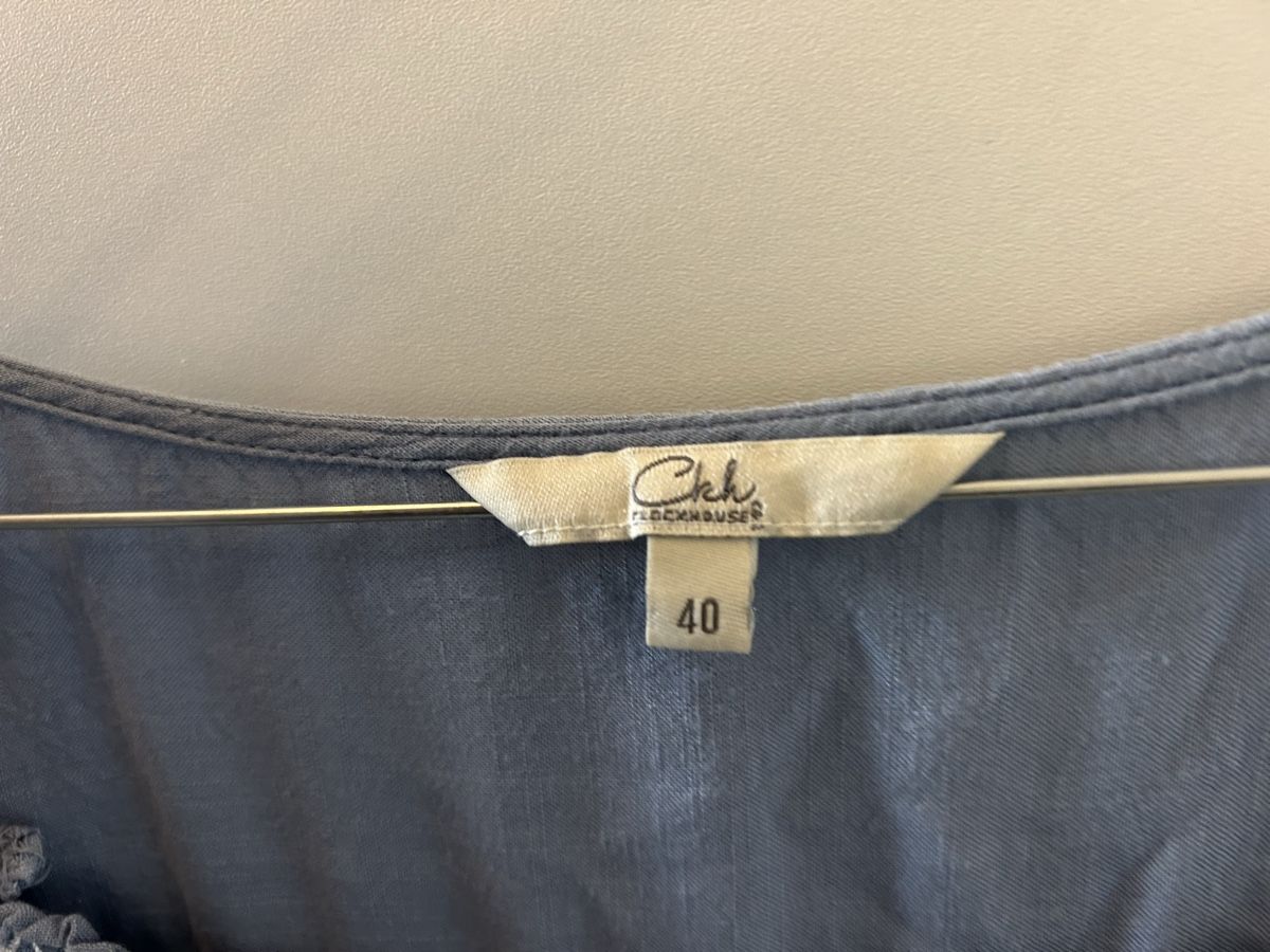 C&A T-shirt: T-shirt/blouse bleu, C&A – Usato da Daillens venduto da guisepa 1