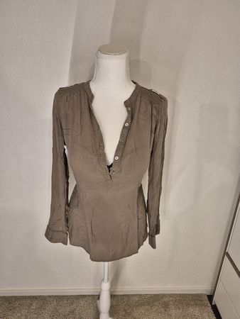 Schöne Bluse, Khaki, Grösse M, herbstliches Schnäppchen🍁🍂