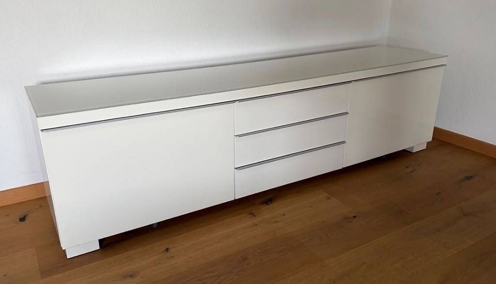 TV Möbel: Ikea Besta TV Schrank – Gebraucht aus Bülach von Peron83