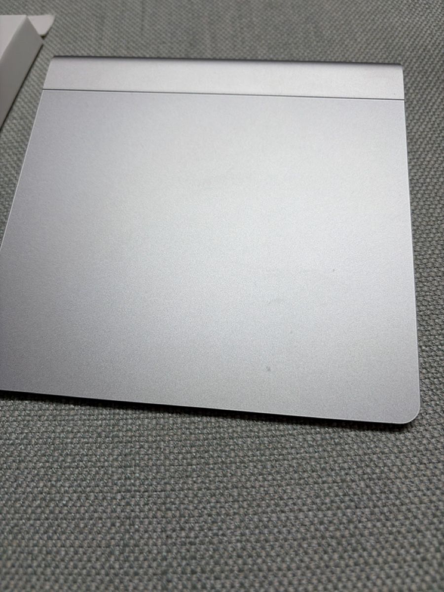 Apple Tastiere: Apple Magic Trackpad Wireless neuwertig – Usato da Luzern venduto da geko1291 2