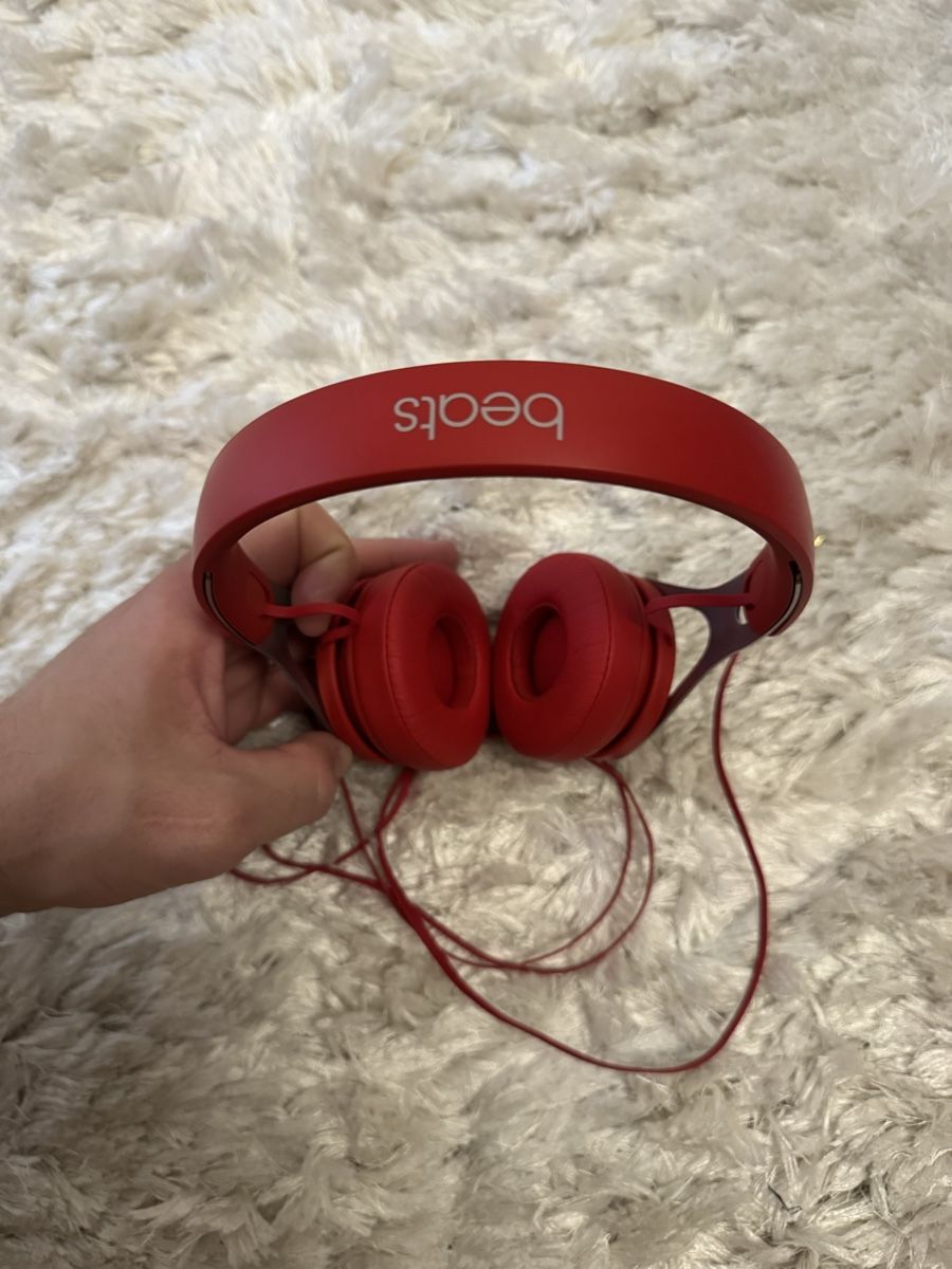 Beats Kopfhörer: Originale Beats  Kopfhörer - Rot - Top Zustand! – Neu (gemäss Beschreibung) aus Boniswil von Lisu97p