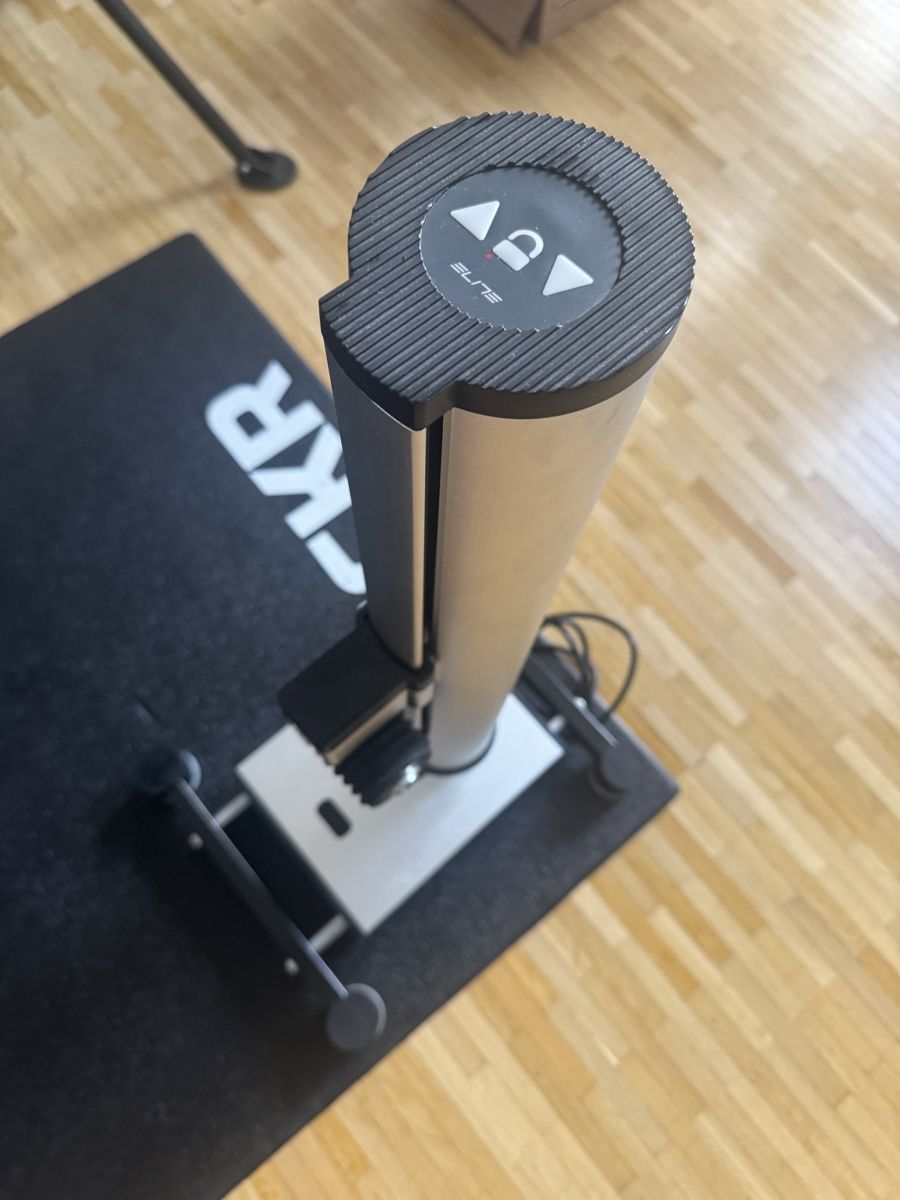 Hometrainer: Elite Rizer Smart indoor training accessory – Usato da Zürich venduto da JAGD-bikes