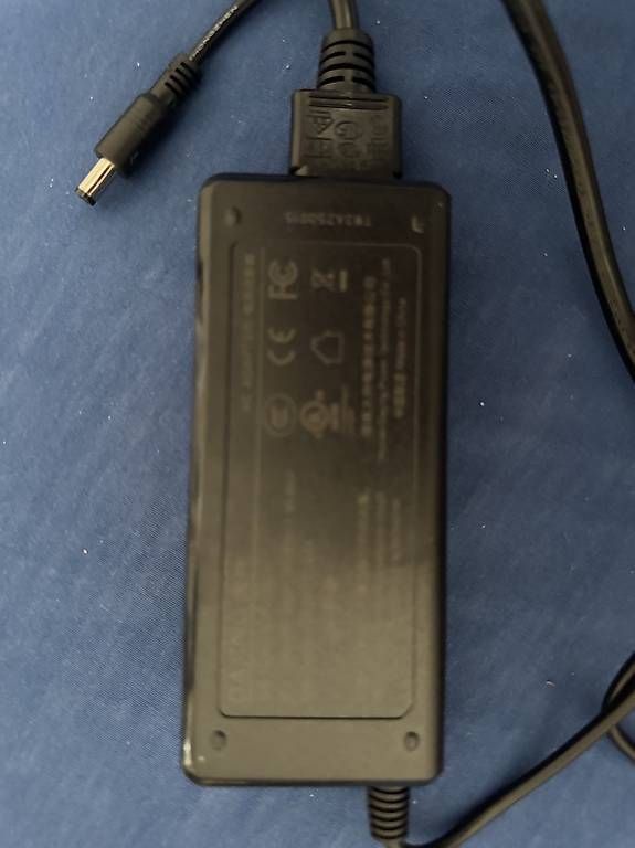 Ladegeräte: Dajing AC Adapter / Netzteil mit Schweizer Stecker – Gebraucht aus Reinach BL von j_7fjs 1